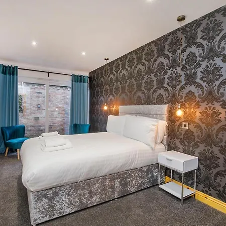 The Haven At The Lawrence Daire